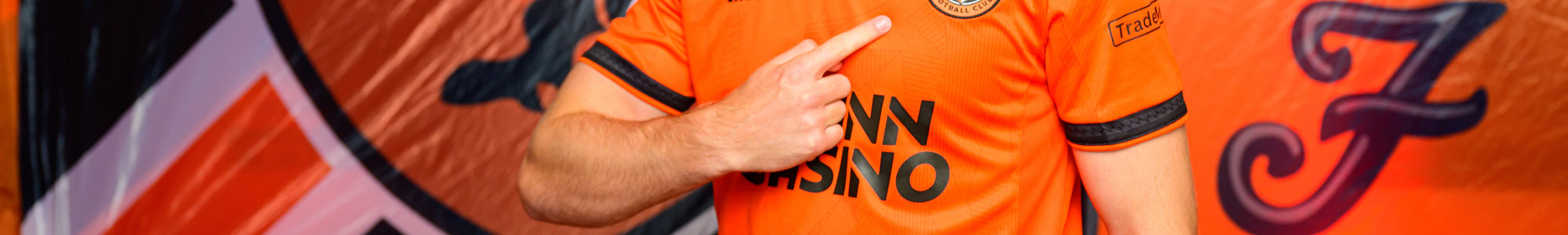 Home Kit on Dundee United Football Club